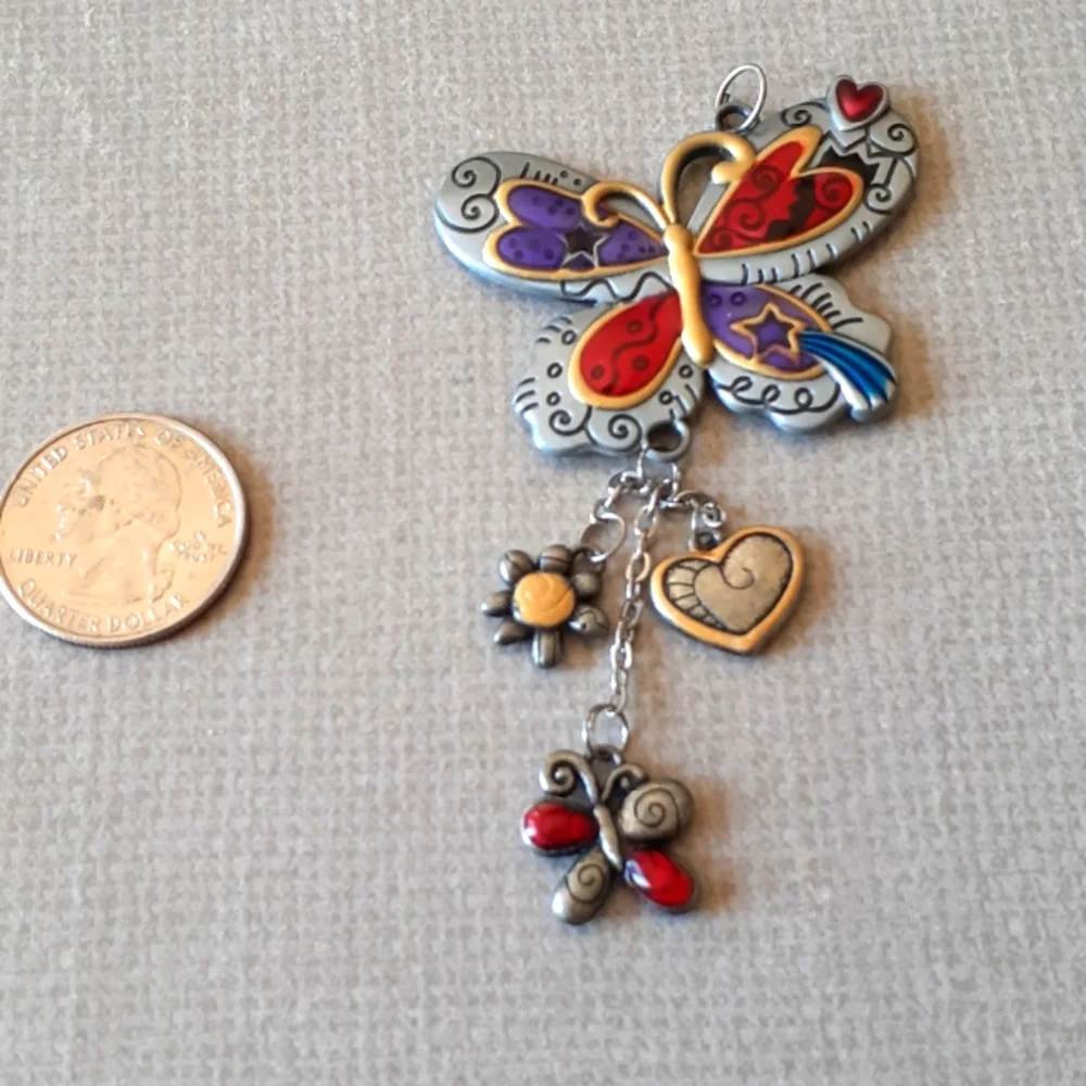 2 Sided Butterfly Hanging Pendant Heart Flower - Picture 2 of 2